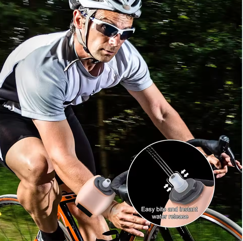 1PCS Wrist Water Bottle, Wearable HandsFree Silicone 200 ml Running Water Bottle, Portable Cycling Marathon Rock Climbing Sport
